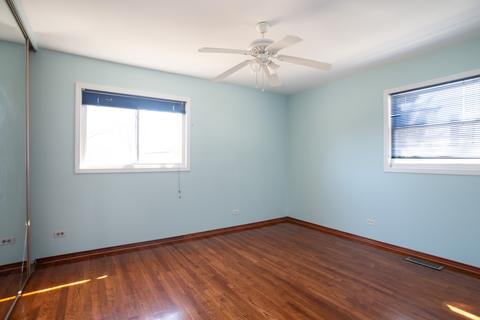 565 Ashland St, Hoffman Estates, IL 60169 photo 9
