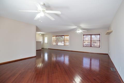 565 Ashland St, Hoffman Estates, IL 60169 photo 6