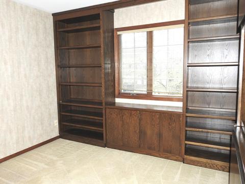 221 Stanhope Dr #C, Willowbrook, IL 60527 photo 7