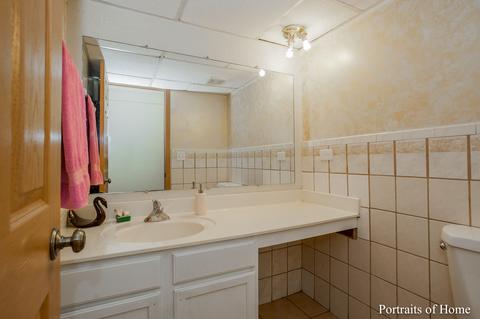 515 N Rohlwing Rd, Addison, IL 60101 photo 15