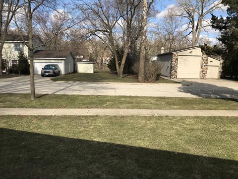 1330 Fox River Dr, Algonquin, IL 60102 photo 2