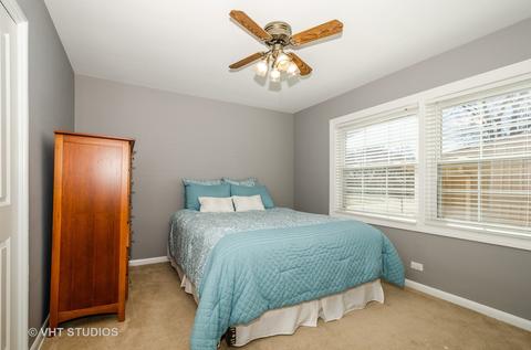 7032 W Wright Ter, Niles, IL 60714 photo 11