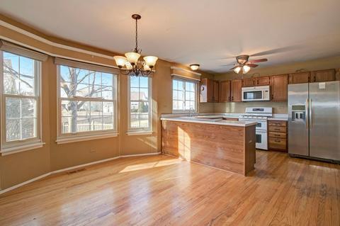 3605 Fairfax Ct E, Aurora, IL 60504 photo 9