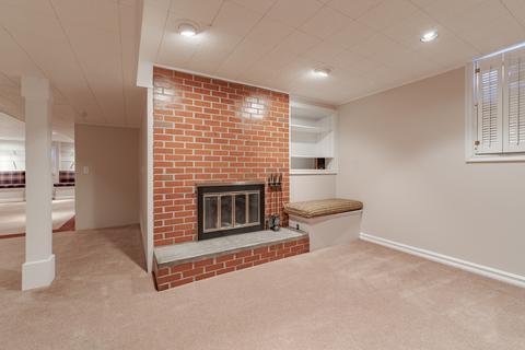 8 Reynolds Ct, Normal, IL 61761 photo 33