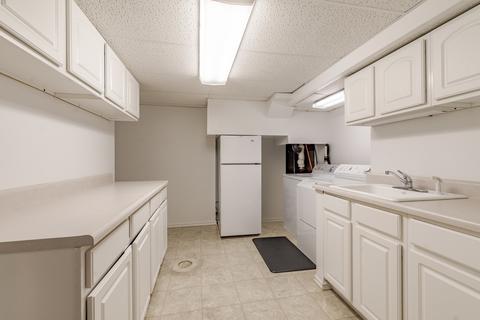 8 Reynolds Ct, Normal, IL 61761 photo 31