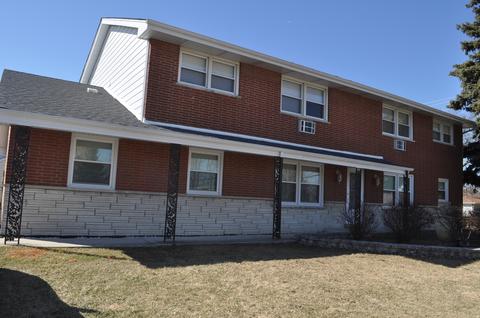 7343 W 80th St, Bridgeview, IL 60455 photo 2