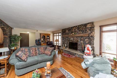 35982 N Watson Ave, Ingleside, IL 60041 photo 5