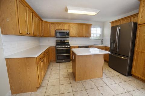 2012 Marina Dr, Normal, IL 61761 photo 9