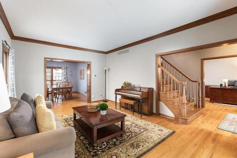 1440 Wilmette St, Wheaton, IL 60187 photo 3