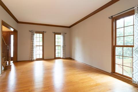 1440 Wilmette St, Wheaton, IL 60187 photo 4