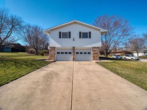 225 Doud Dr, Normal, IL 61761 photo 8