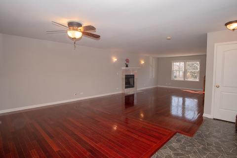 5812 Greenview Rd, Oakwood Hills, IL 60013 photo 4