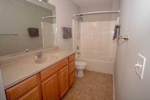 5812 Greenview Rd, Oakwood Hills, IL 60013 photo 24
