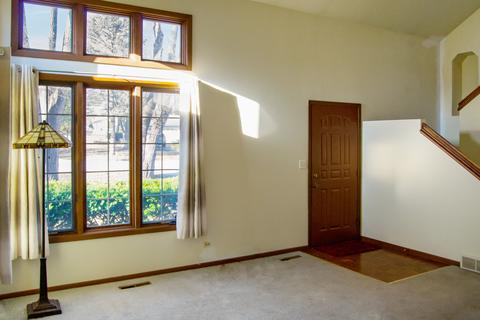 1211 May Ave, Mchenry, IL 60051 photo 2