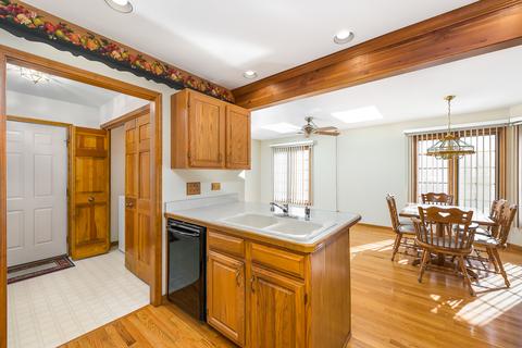 2743 Downing Ct, Aurora, IL 60502 photo 6