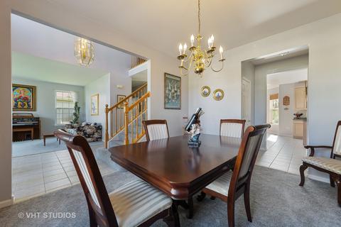 408 Plainview Dr, Bolingbrook, IL 60440 photo 4
