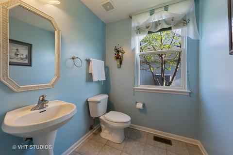 408 Plainview Dr, Bolingbrook, IL 60440 photo 12