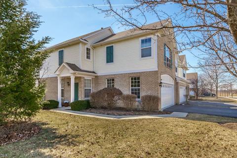 2601 Pondview Dr, Algonquin, IL 60102 photo 1
