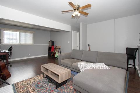 795 Orchid Ln, Bartlett, IL 60103 photo 17