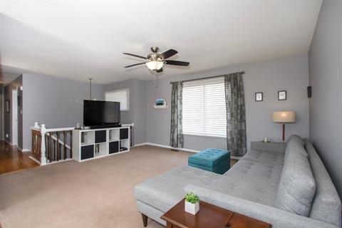 795 Orchid Ln, Bartlett, IL 60103 photo 4