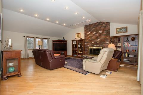 5 N055 Ridge Ln, Wayne, IL 60184 photo 5