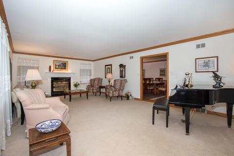 5 N055 Ridge Ln, Wayne, IL 60184 photo 10