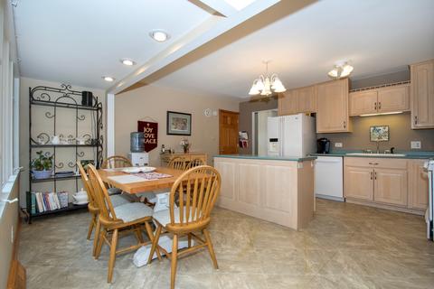 5 N055 Ridge Ln, Wayne, IL 60184 photo 2