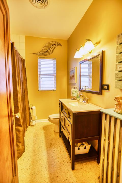 4257 Ruby St, Schiller Park, IL 60176 photo 11