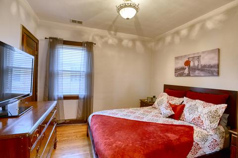 4257 Ruby St, Schiller Park, IL 60176 photo 9