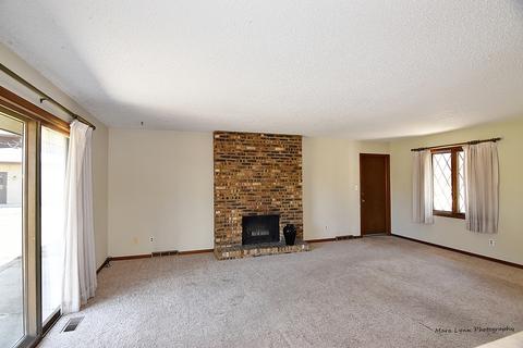 233 Berwick Dr, Aurora, IL 60506 photo 12