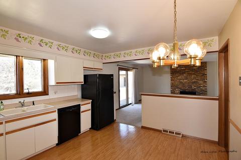 233 Berwick Dr, Aurora, IL 60506 photo 10