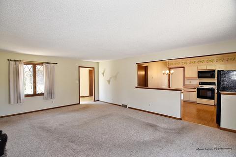 233 Berwick Dr, Aurora, IL 60506 photo 13