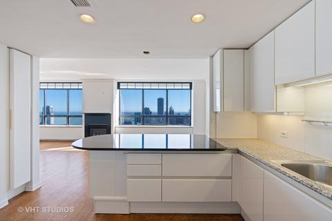 180 E Pearson St #6906, Chicago, IL 60611 photo 8