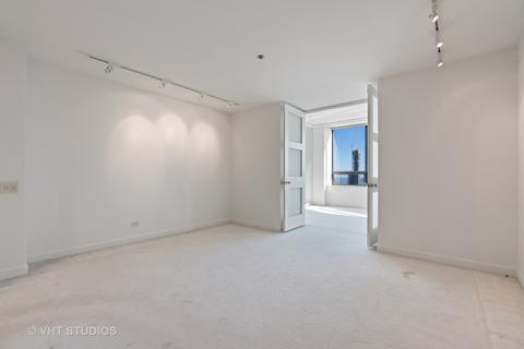 180 E Pearson St #6906, Chicago, IL 60611 photo 10