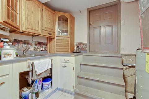 1904 E Cholo Ln, Mount Prospect, IL 60056 photo 29