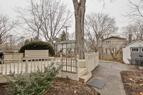 1904 E Cholo Ln, Mount Prospect, IL 60056 photo 32