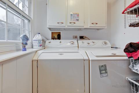 1904 E Cholo Ln, Mount Prospect, IL 60056 photo 27