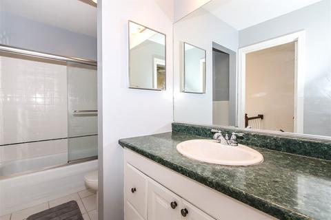 711 Ascot Ct, Hoffman Estates, IL 60169 photo 18