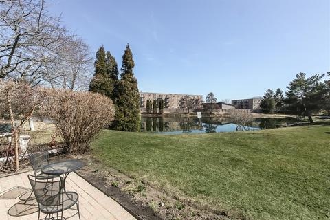 711 Ascot Ct, Hoffman Estates, IL 60169 photo 22
