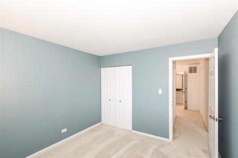 711 Ascot Ct, Hoffman Estates, IL 60169 photo 21