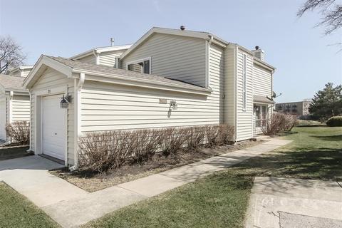 711 Ascot Ct, Hoffman Estates, IL 60169 photo 2