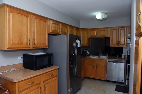 1036 Chelsea Dr, Bartlett, IL 60103 photo 7