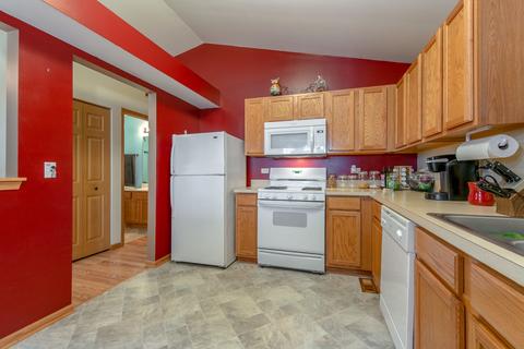 955 Symphony Dr, Aurora, IL 60504 photo 7
