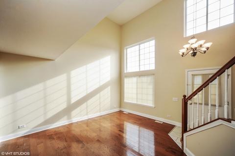 1280 Spaulding Rd, Bartlett, IL 60103 photo 2