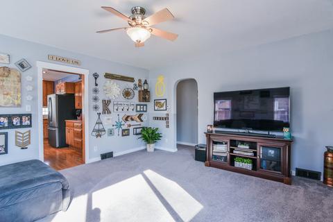 415 Ingleside Ave, Aurora, IL 60506 photo 4