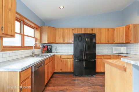 513 W 3rd St, Braidwood, IL 60408 photo 5
