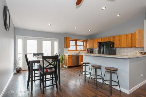513 W 3rd St, Braidwood, IL 60408 photo 4