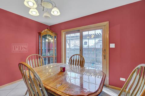9 Sunset Ct, Steger, IL 60475 photo 8