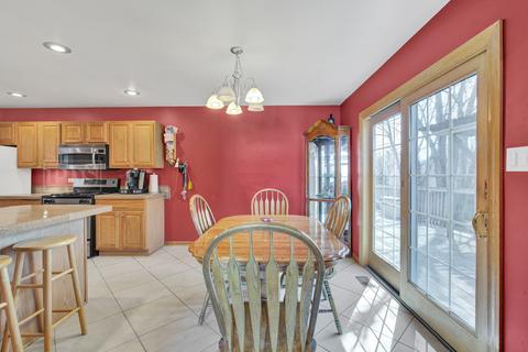 9 Sunset Ct, Steger, IL 60475 photo 6