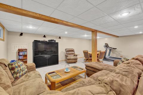 9 Sunset Ct, Steger, IL 60475 photo 24